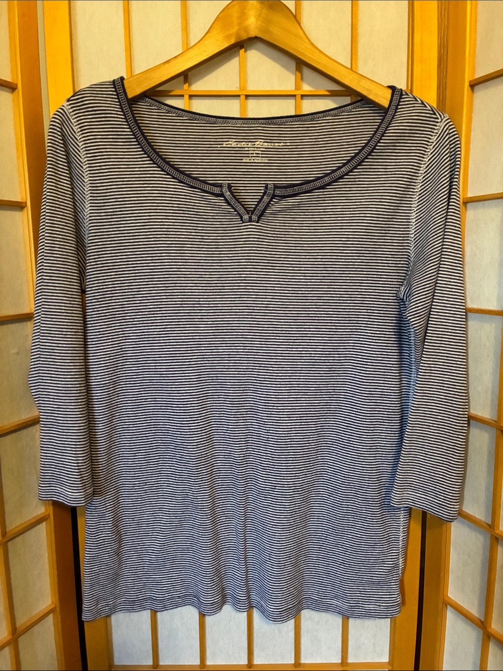 Eddie Bauer Striped 3/4-Sleeve Women's Knit Top - Navy & White